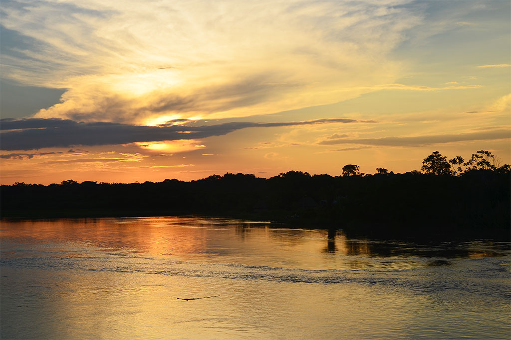 Pôr-do-sol no Amazonas