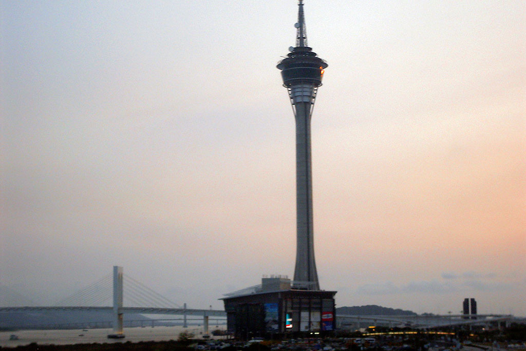 Torre de Macau junto à Taipa