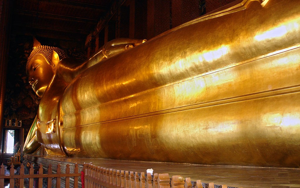 buda reclinado em Wat Pho