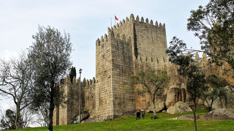 Envolvente do castelo de Guimarães