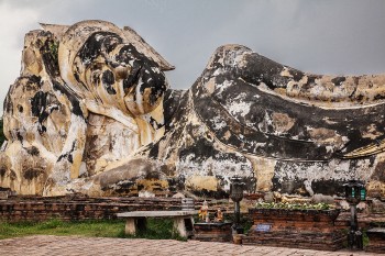 Buda reclinado em Ayutthaya