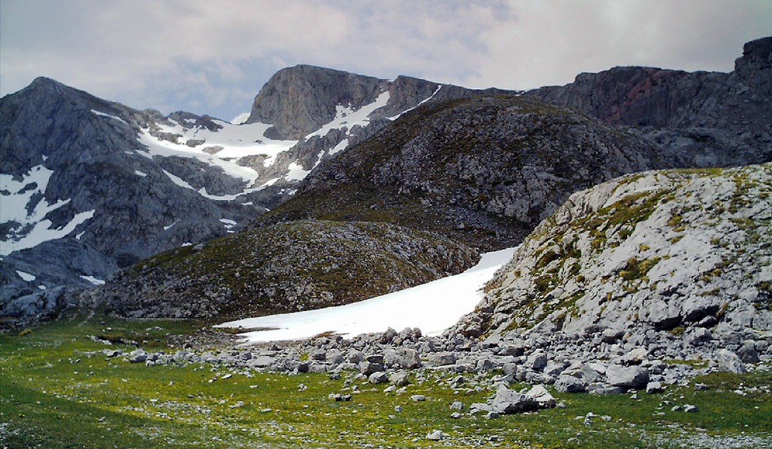 Pico La Rasa de la Inagotable nas Asturias