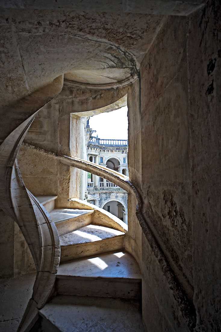 escada em caracol no Convento de Cristo