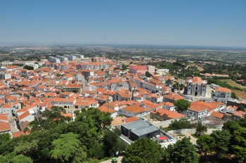 Vista do casario da vila de Palmela desde o castelo.