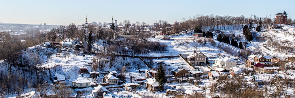 imagem panorâmica da cidade de vladimir, coberta de neve, na Rússia