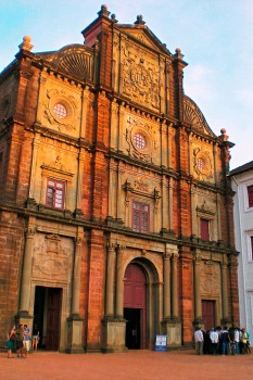 Edifício da Basílica do Bom Jesus em Goa Velha.