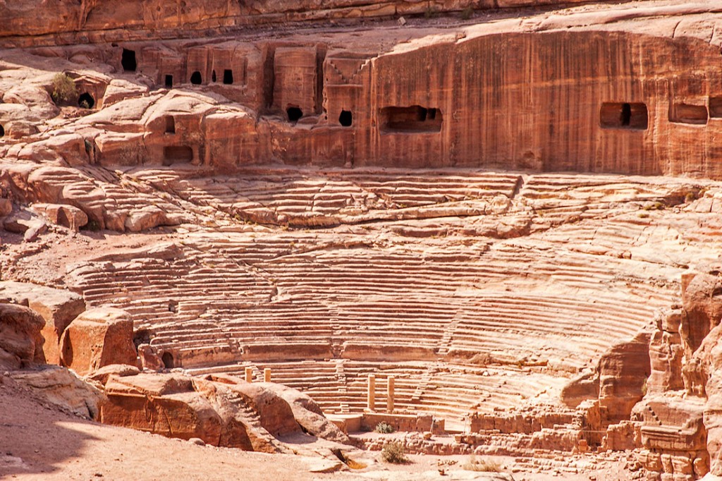 Grande teatro de Petra na Jordânia.