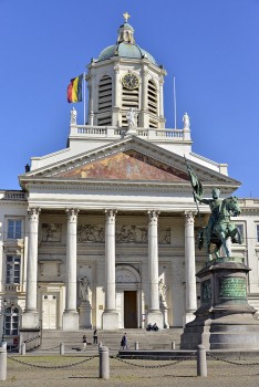 Fachada da Igreja de St. Jacques sur Coudenberg em Bruxelas.