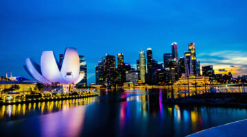 Skyline ao anoitecer em Singapura